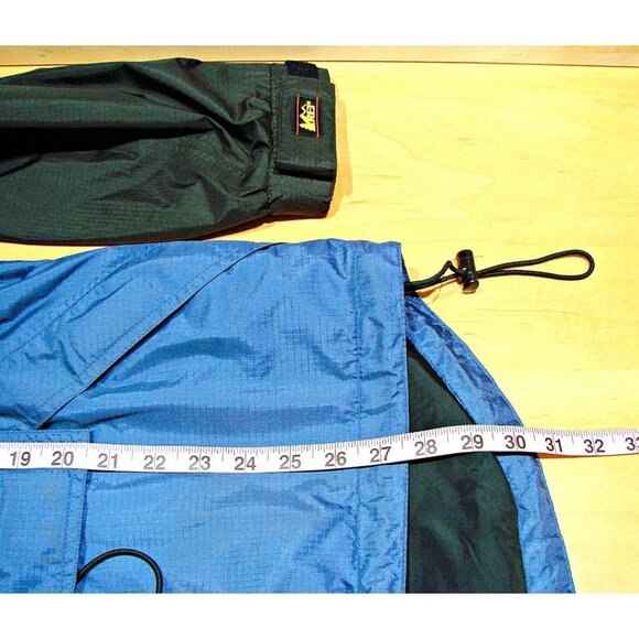 Mens REI Windbreaker Jacket Rain Camping Hiking Outdoor Hoodie Coat XS Runs Big - Picture 12 of 12